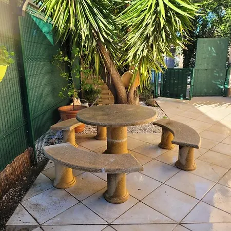 Le Petit Coin De Paradis דירה